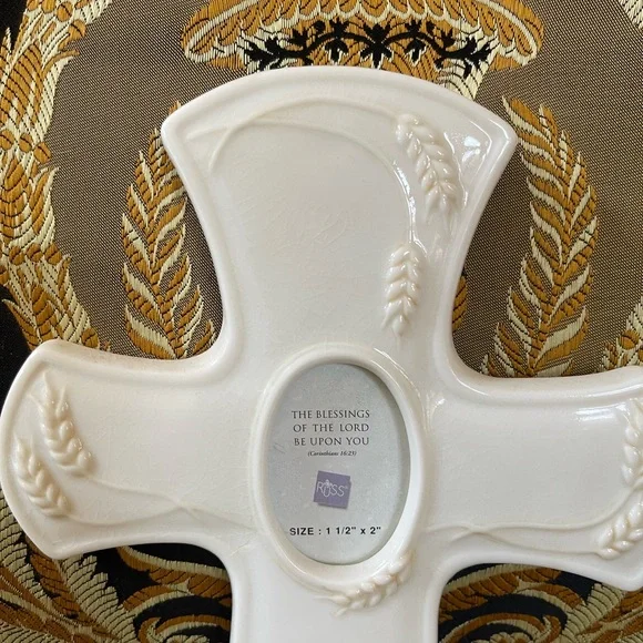 CROSS FIRST COMMUNION CERAMIC with PICTURE INSERT by RUSS - Picture 8 of 11